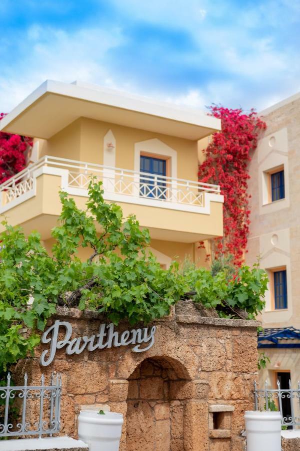 Parthenis Hotel & Suites Mália Exterior foto