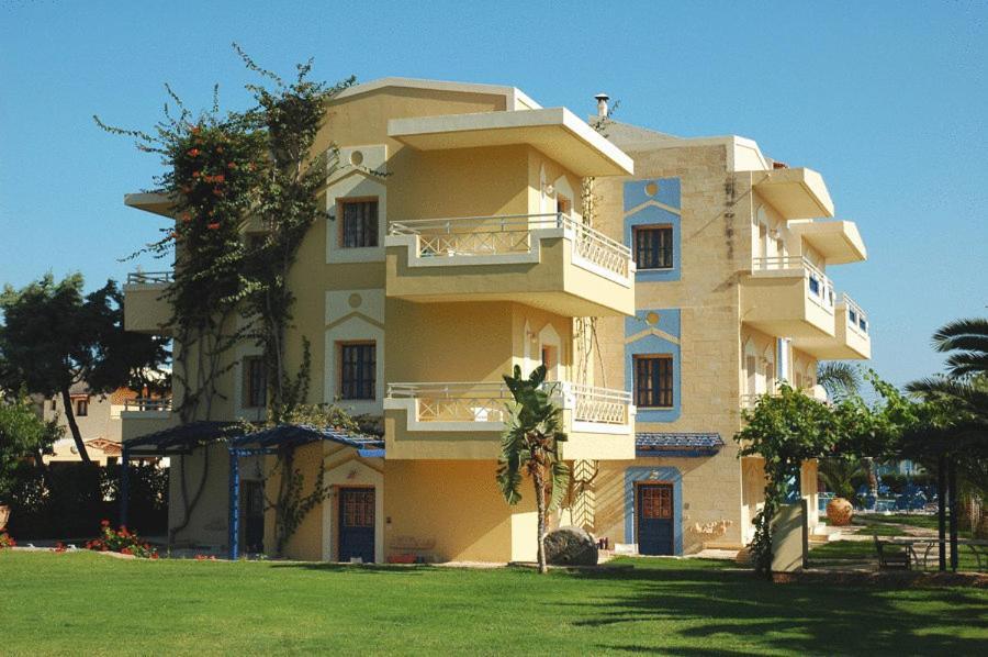 Parthenis Hotel & Suites Mália Exterior foto